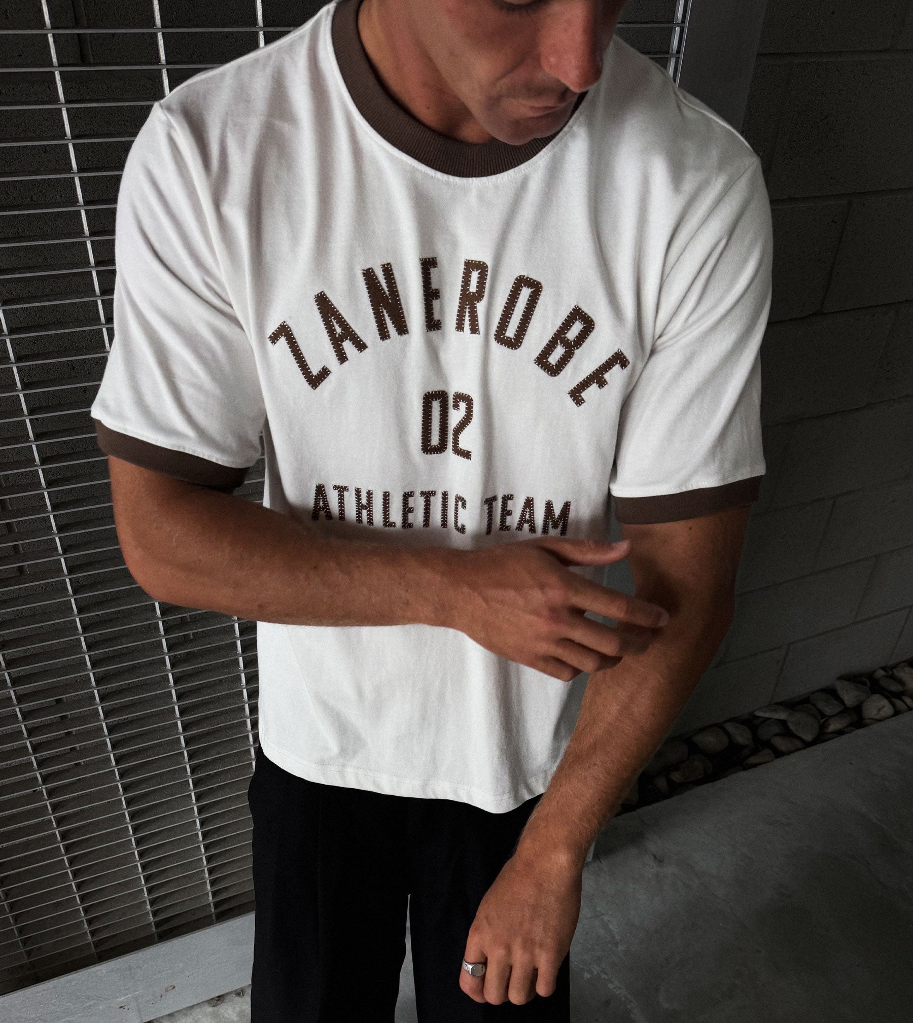 Ath. Baby Ringer Tee Vintage White/Choc