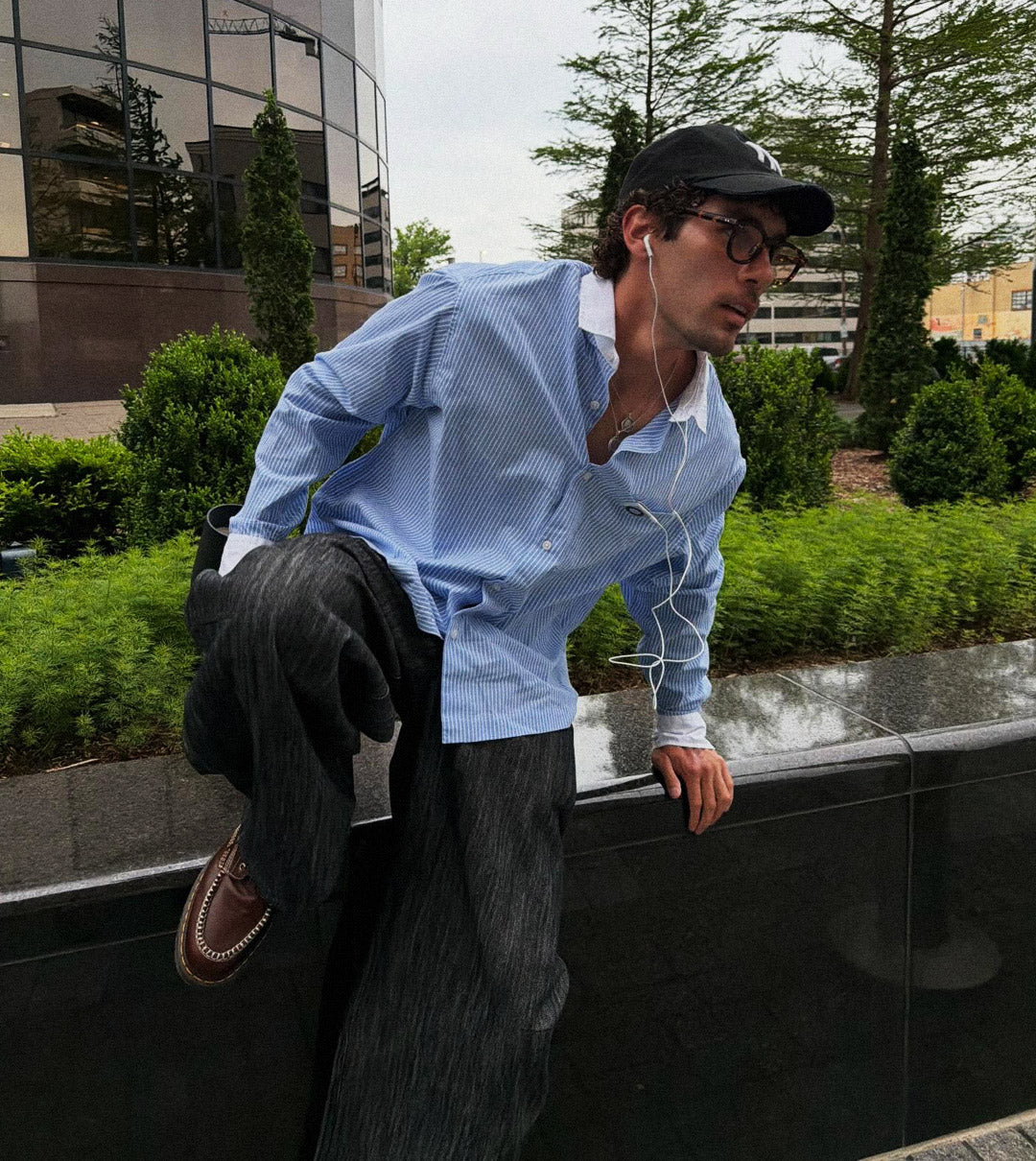 Bankers Box Crop LS Shirt Blue Stripe