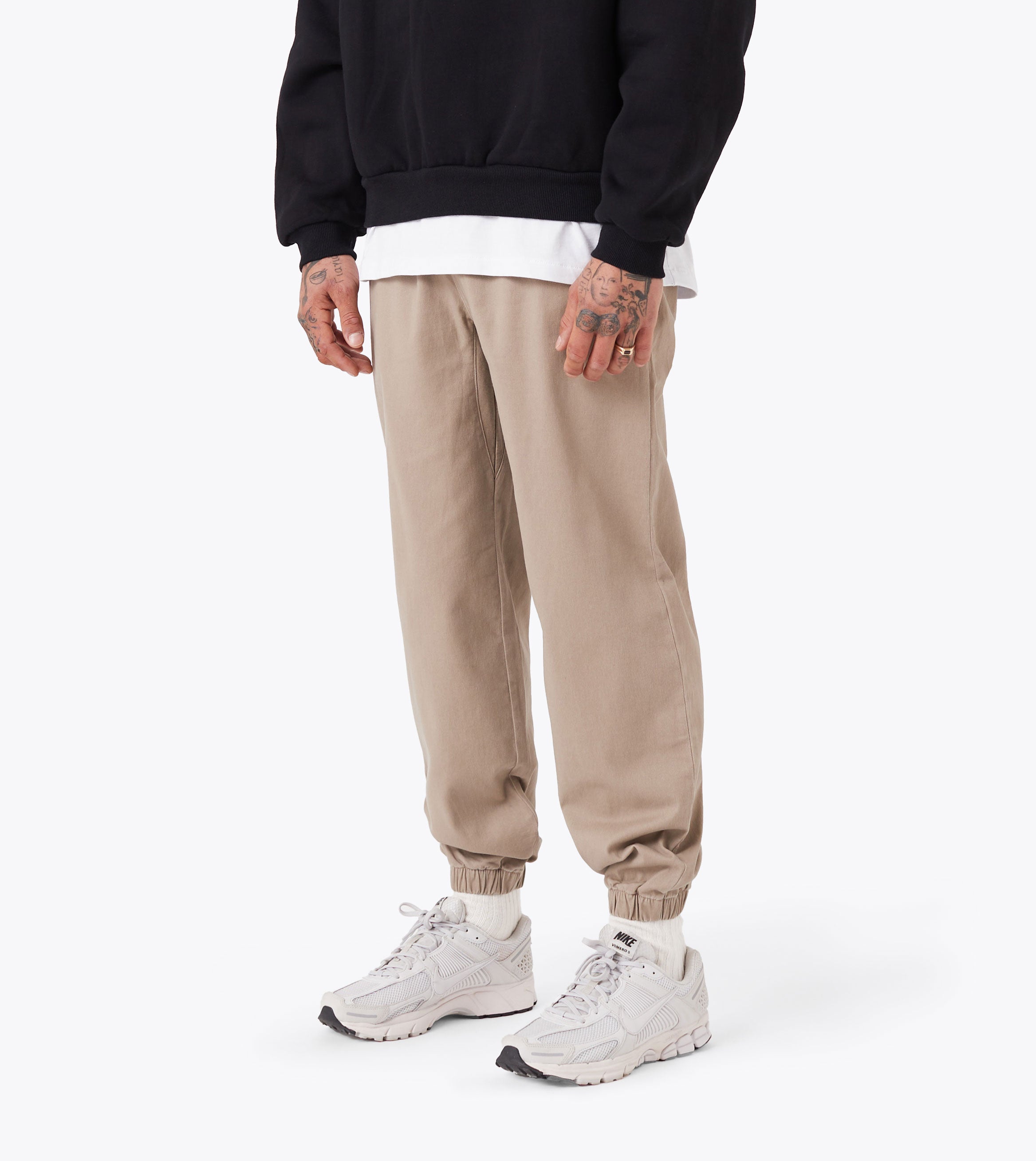 Relaxed Sureshot Jogger Sandstone