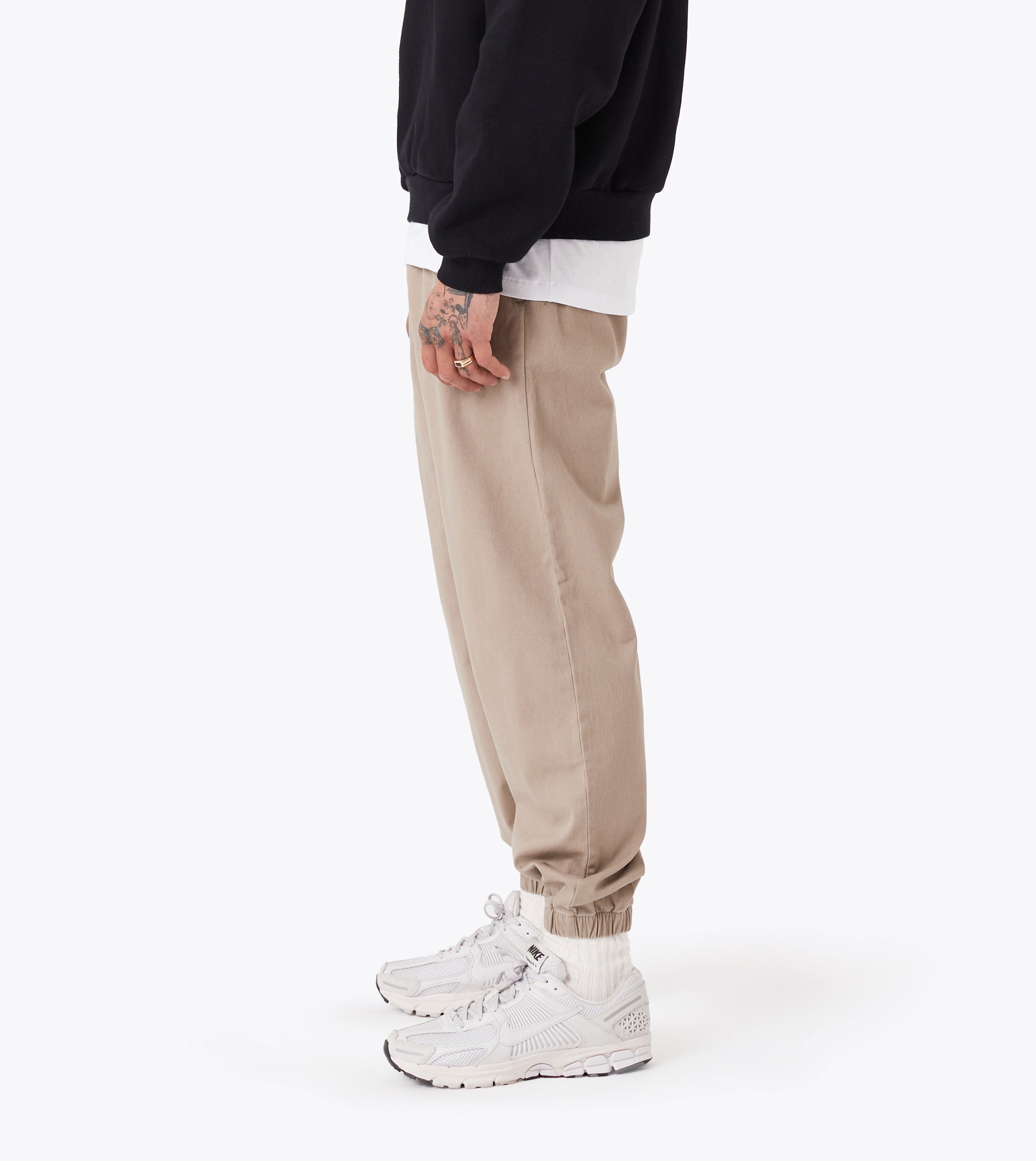 Relaxed Sureshot Jogger Sandstone