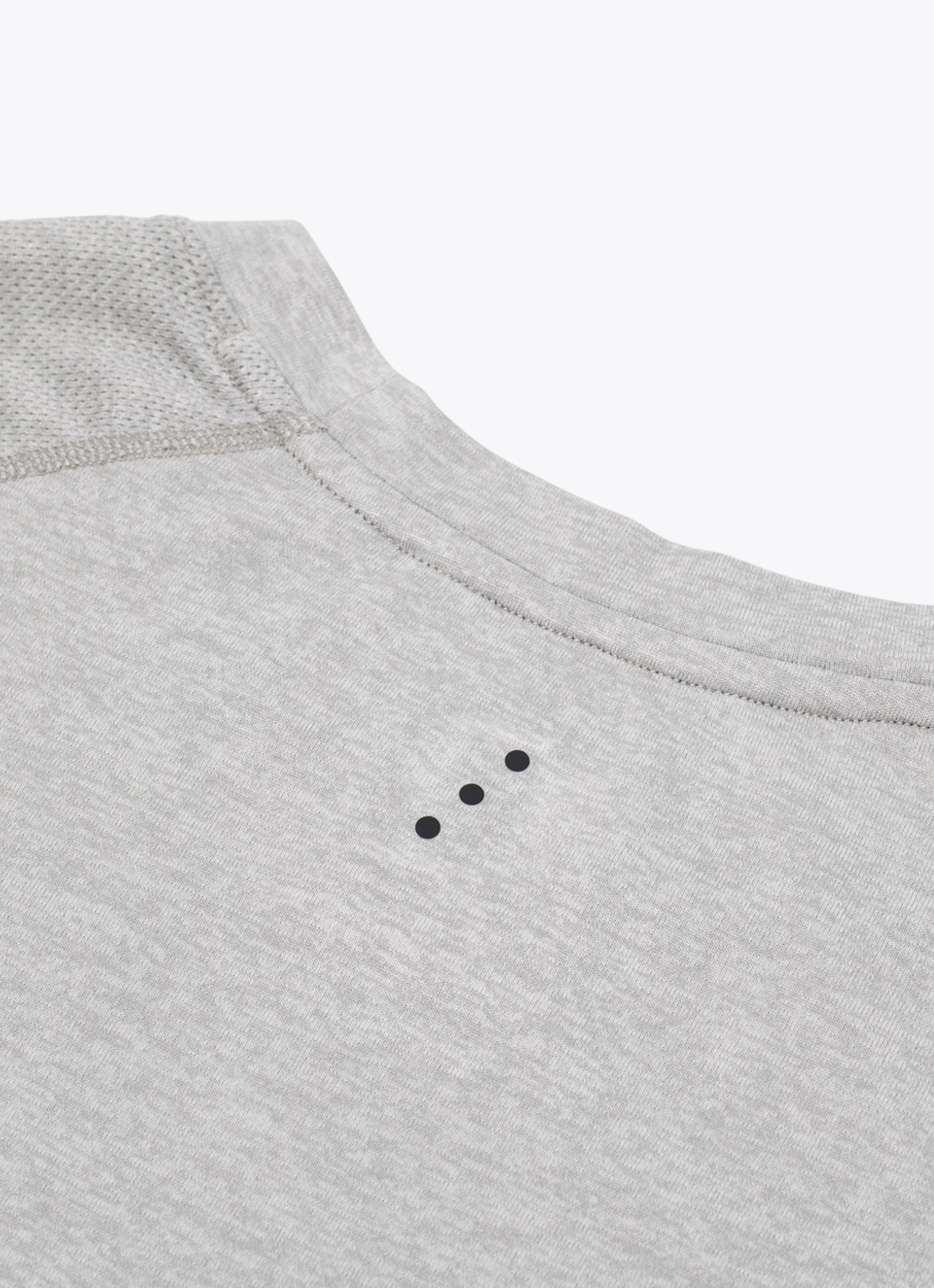 Shadow Tee Grey Wolf