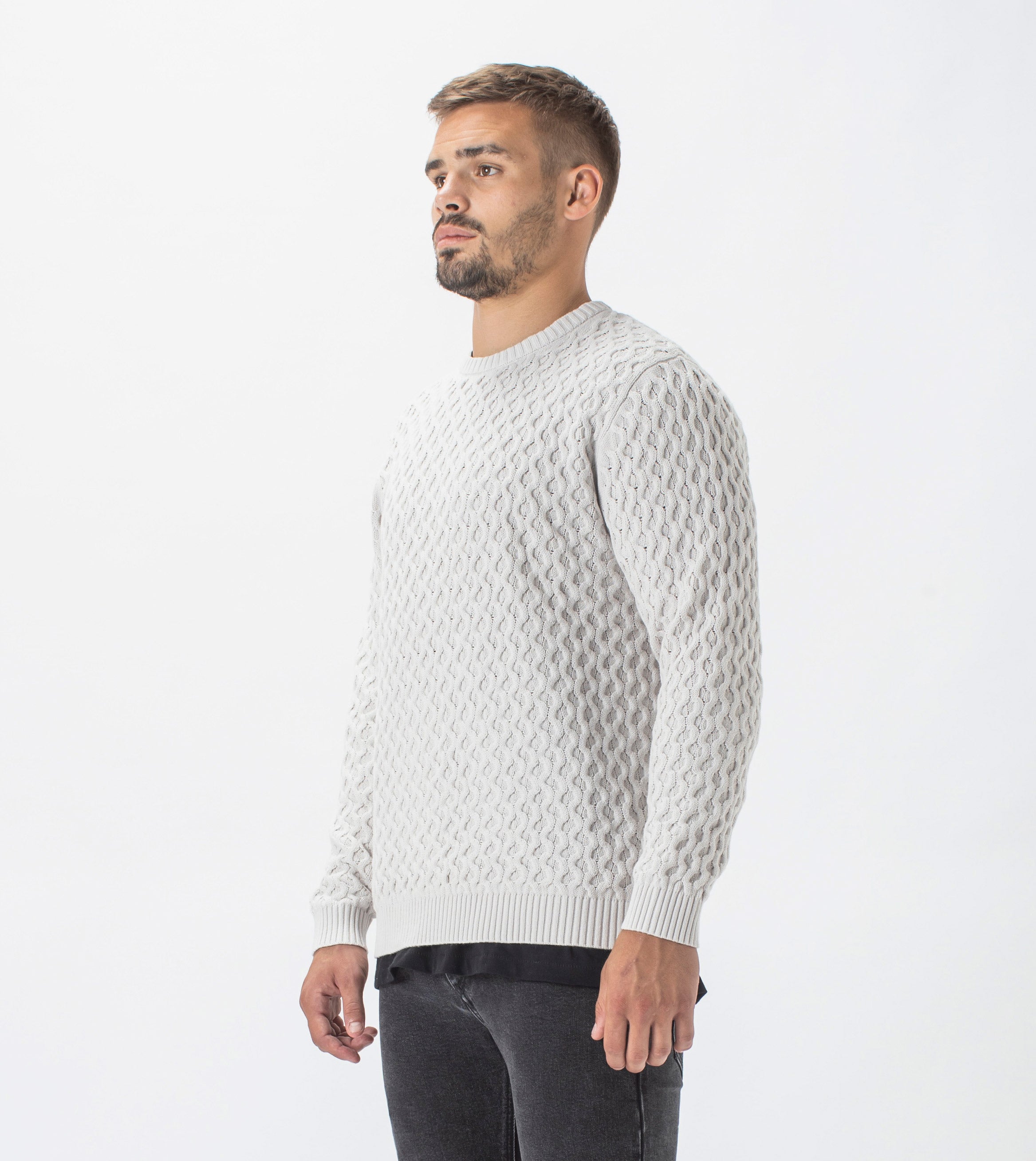 Diamond Crew Knit Frost