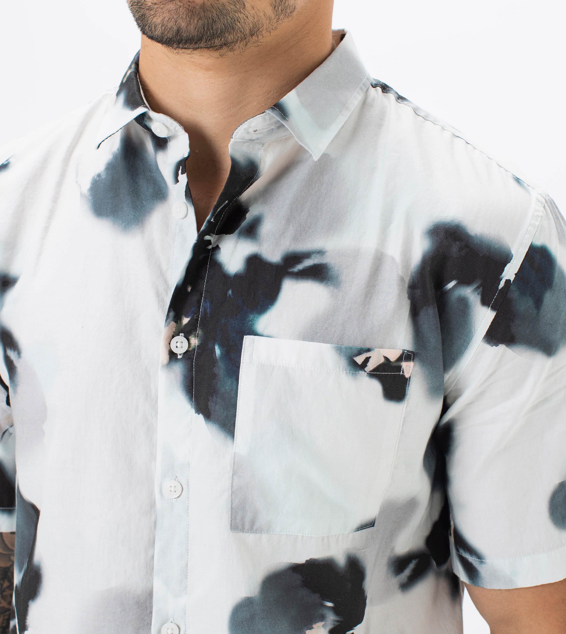 Floating Floral SS Shirt White
