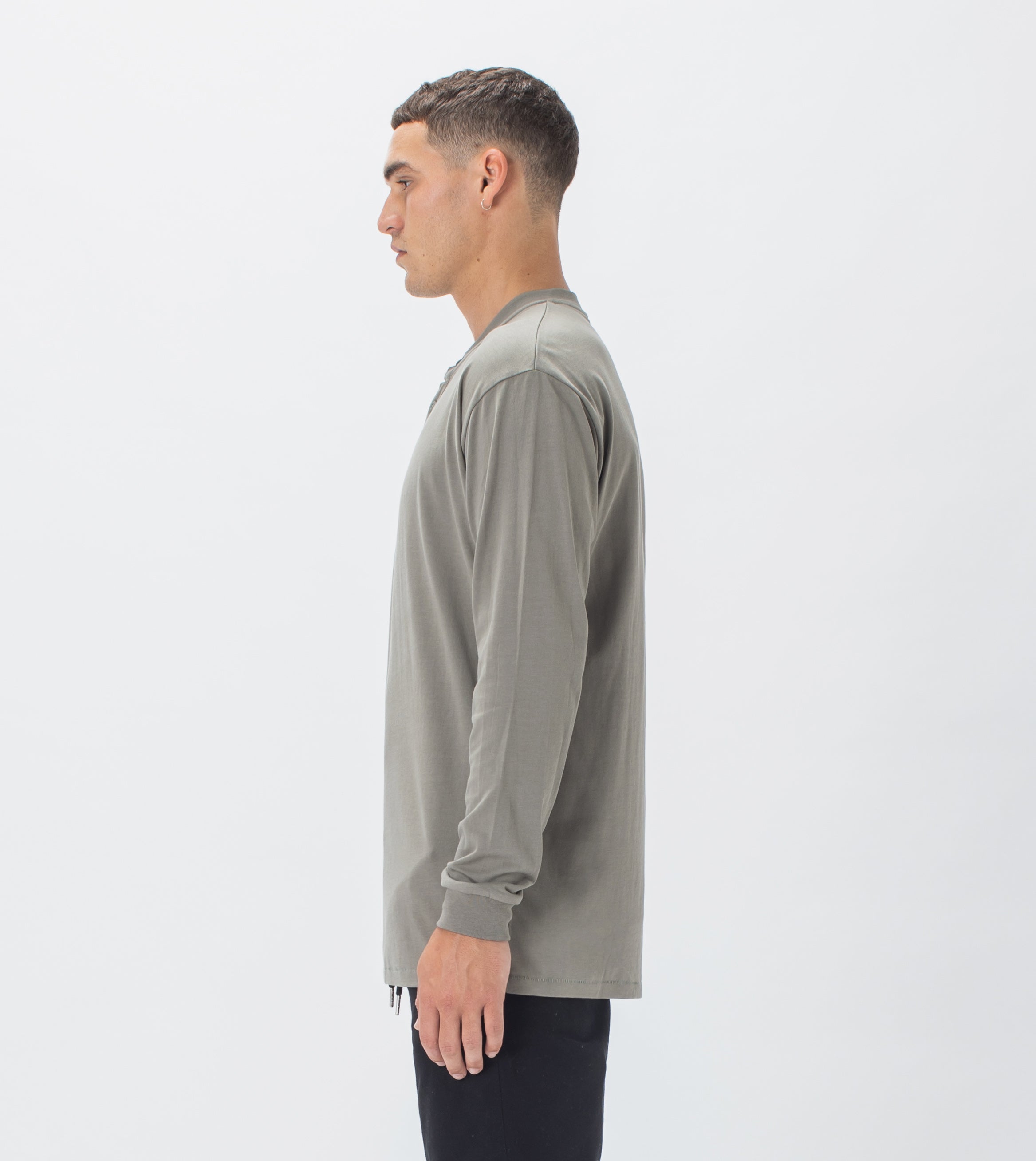 Henley LS Tee Dk Moss