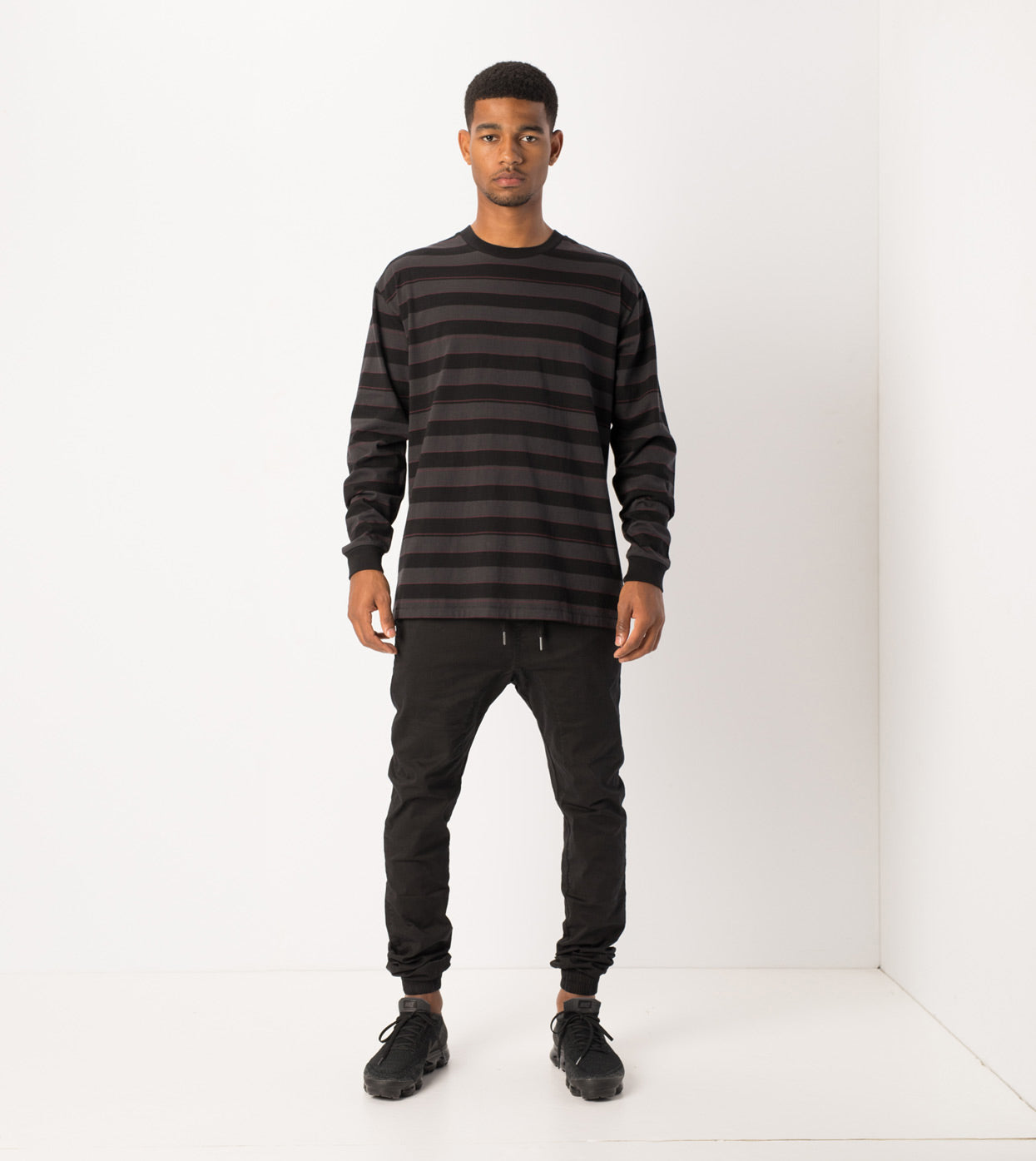 Hoop Box LS Tee Vintage Black/Black - Sale