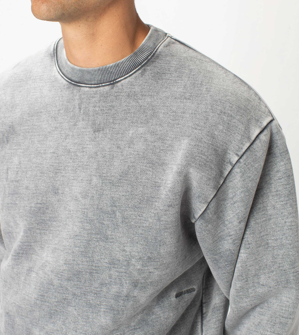 LOWGO CREWNECK