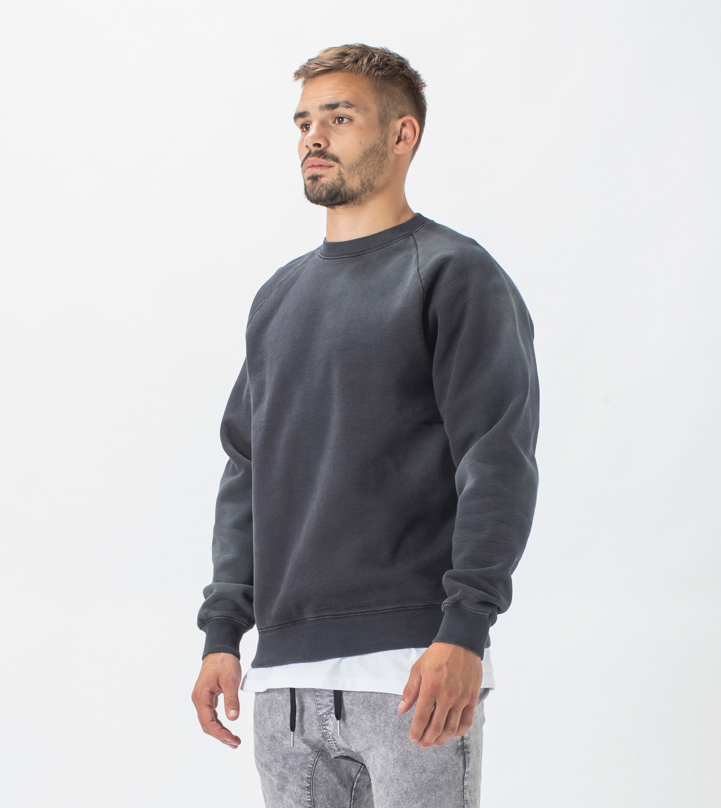 Lowgo Raglan Crew Sweat GD Black