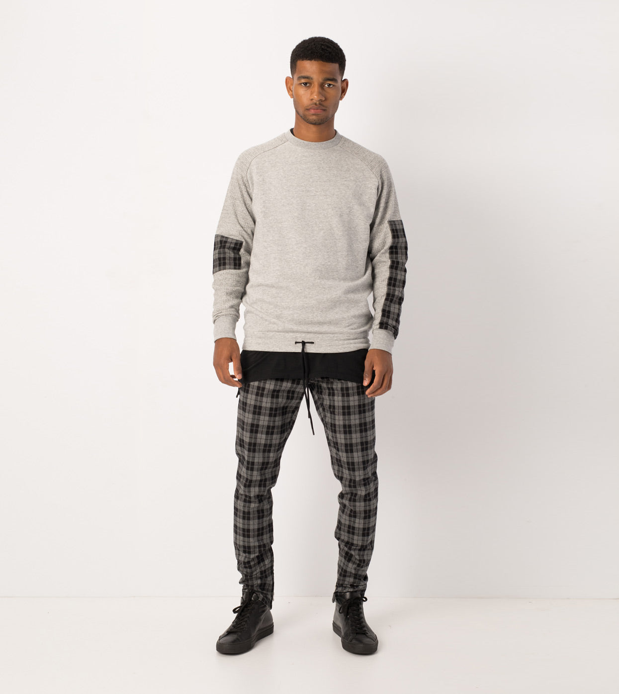 Media Rugger Crew Sweat Grey Marle