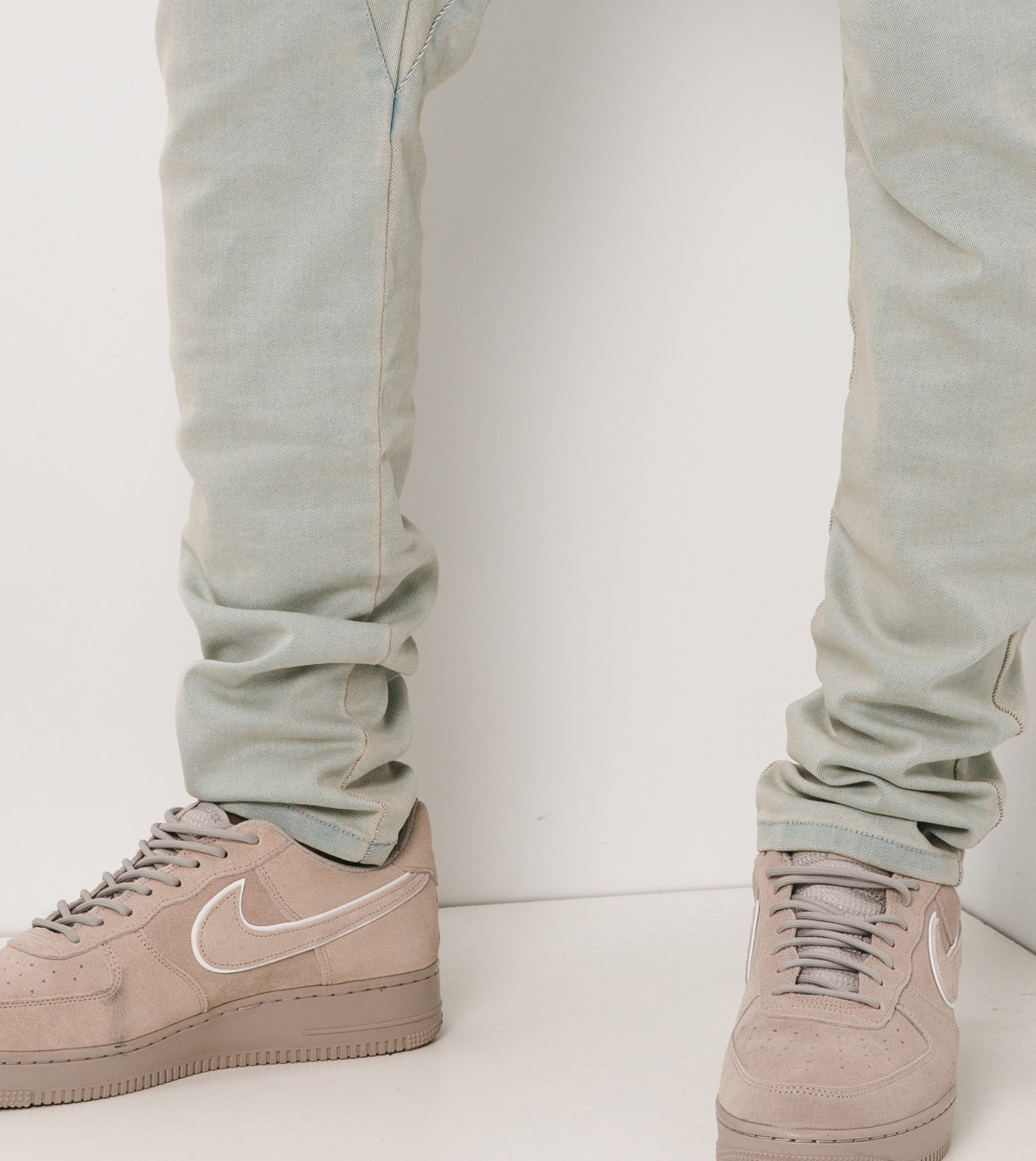 Salerno Flex Chino Whitewash - Sale