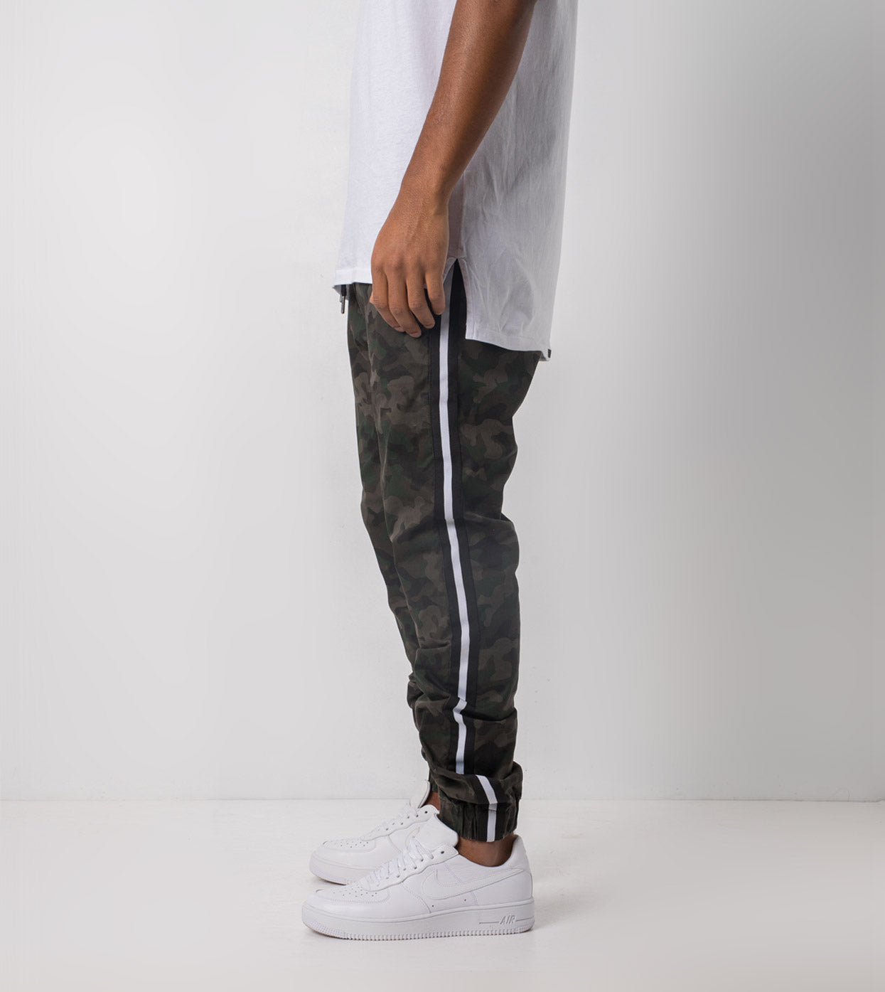 Sideline Sureshot Lightweight Jogger Dark Camo