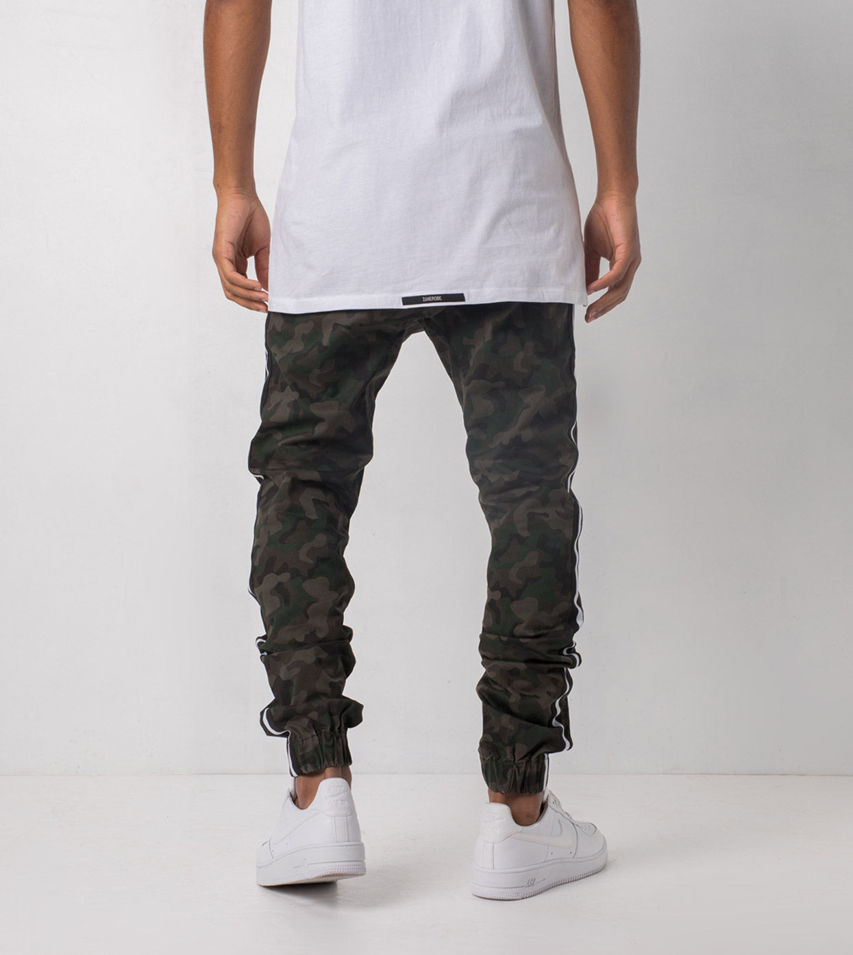 Sideline Sureshot Lightweight Jogger Dark Camo