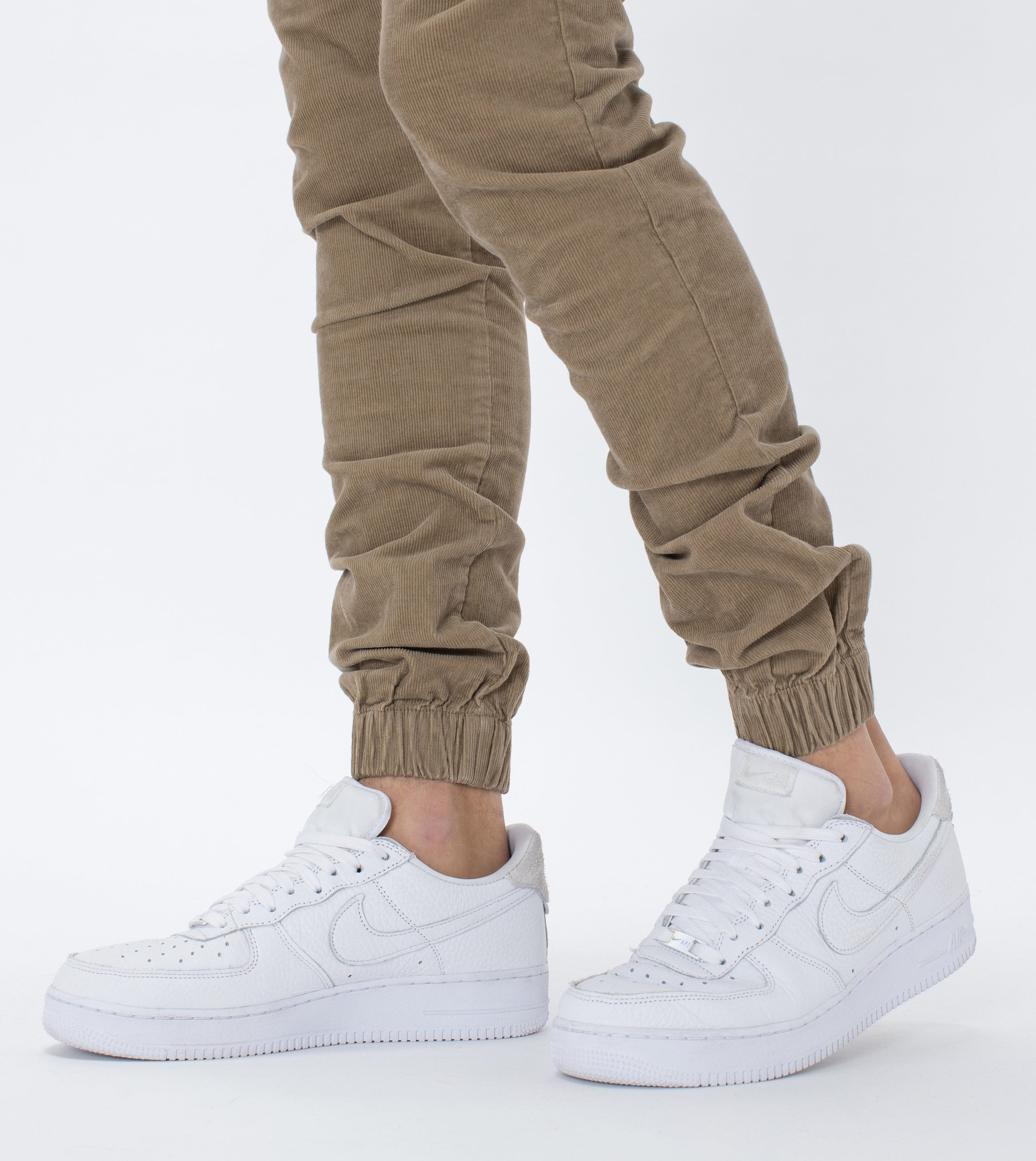 Sureshot Cord Jogger Sandstone