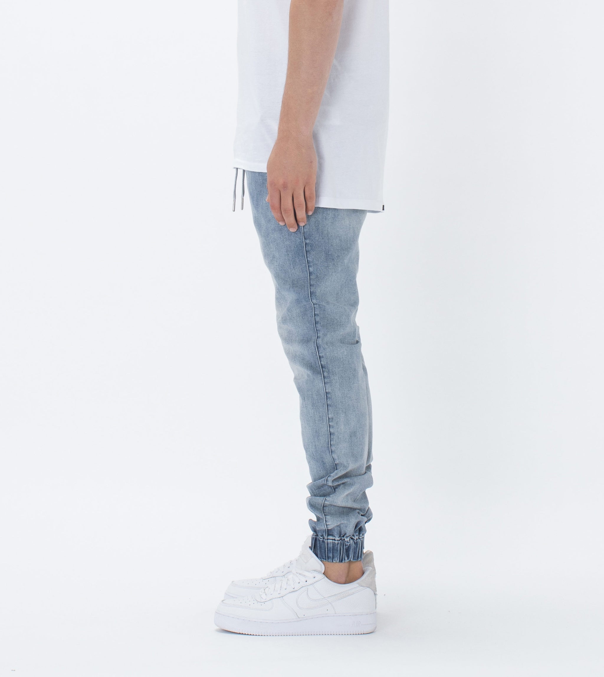 Sureshot Denim Jogger Mid Blue – ZANEROBE