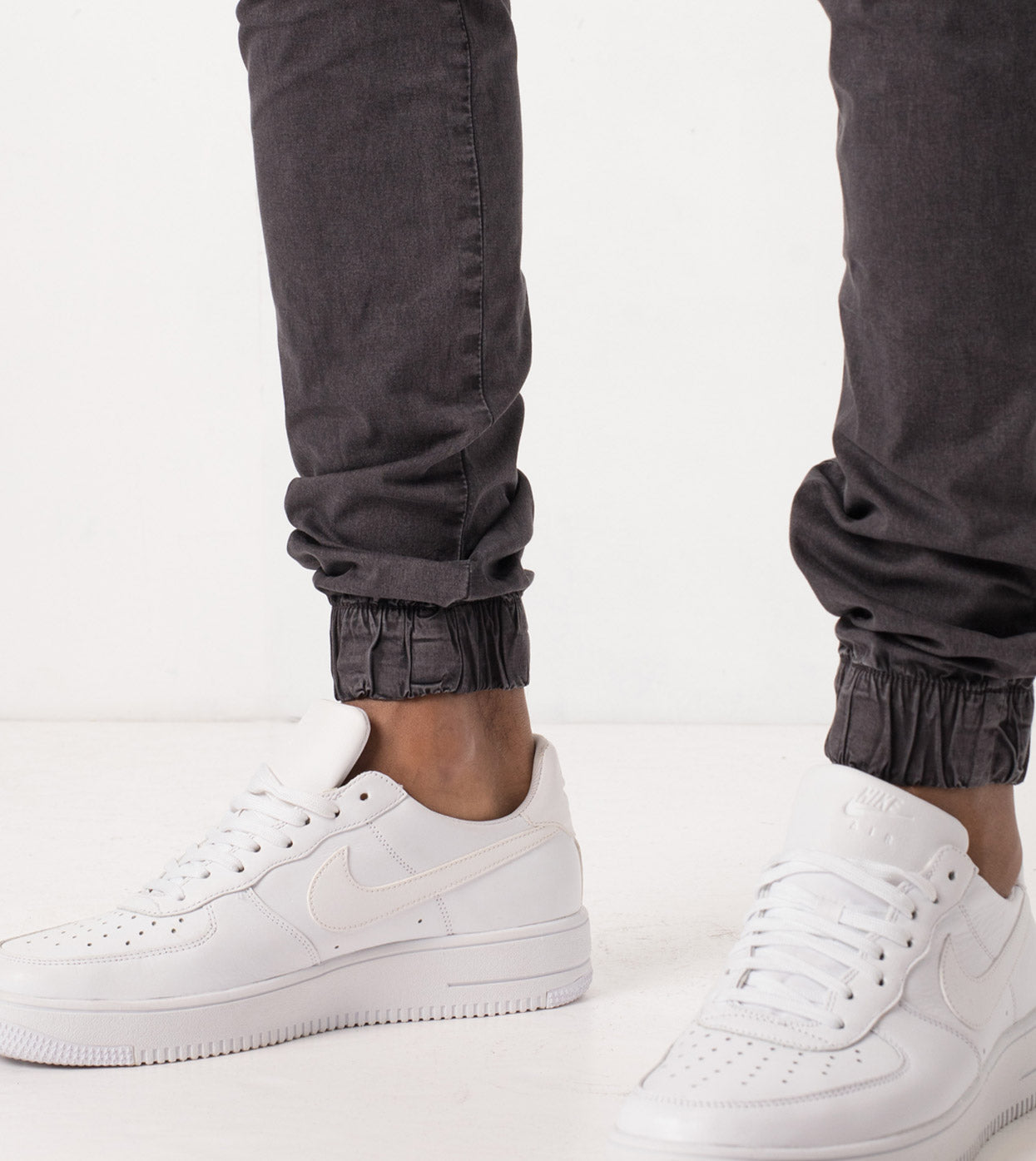 Sureshot Lightweight Jogger Black Acid - Sale