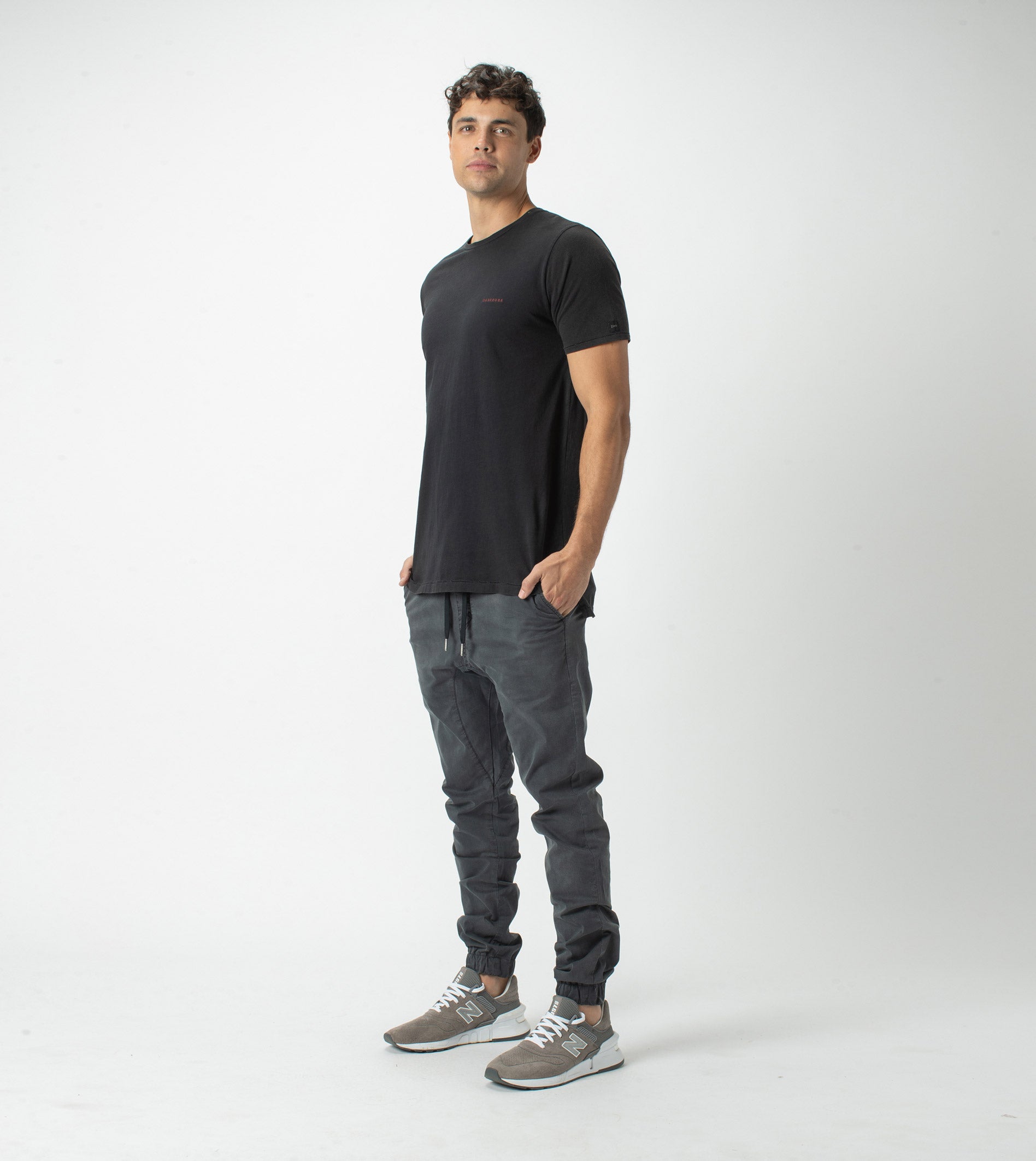 Sureshot Lightweight Jogger GD Black - Sale