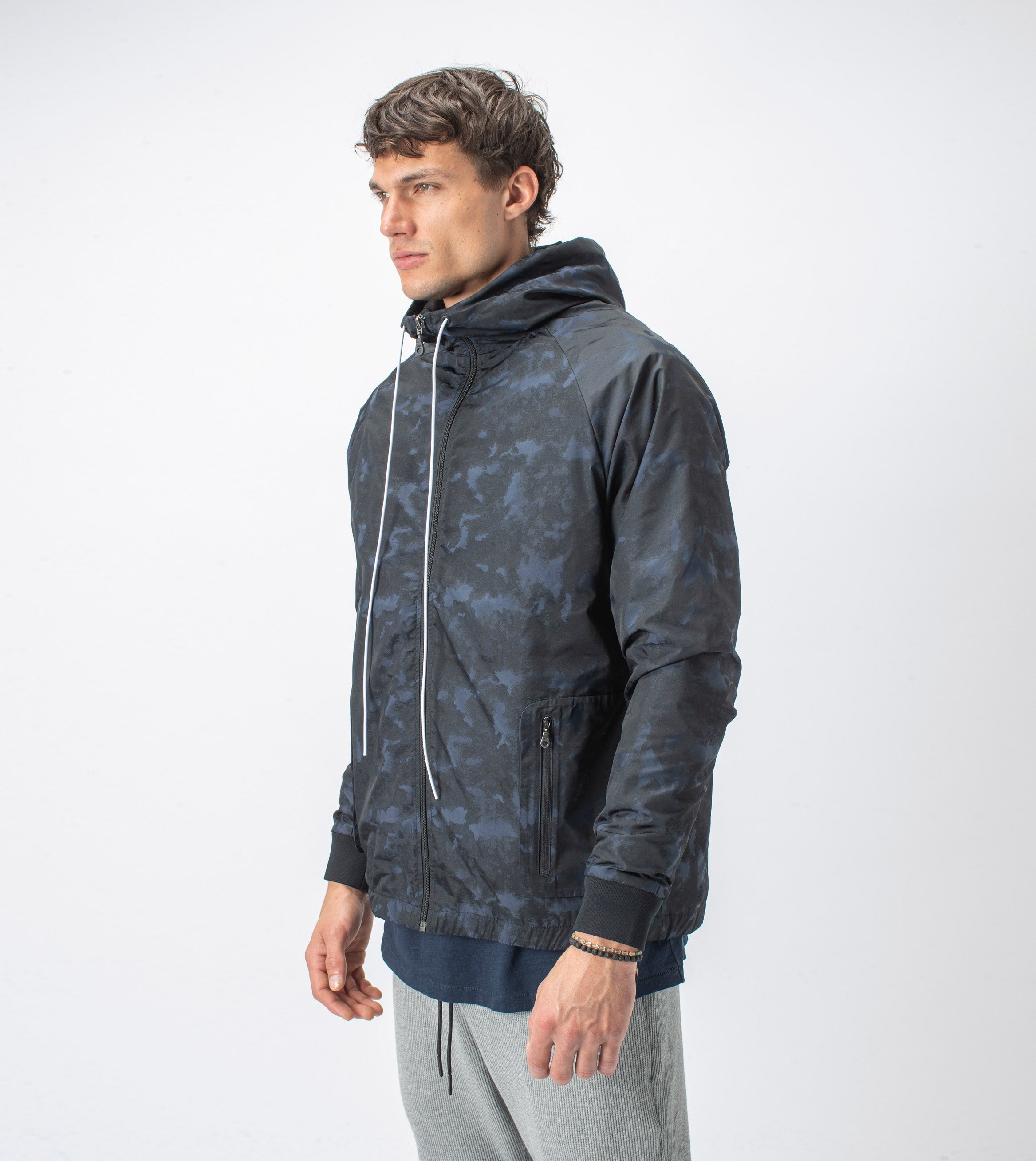 Utility Storm Spray Jacket Midnight