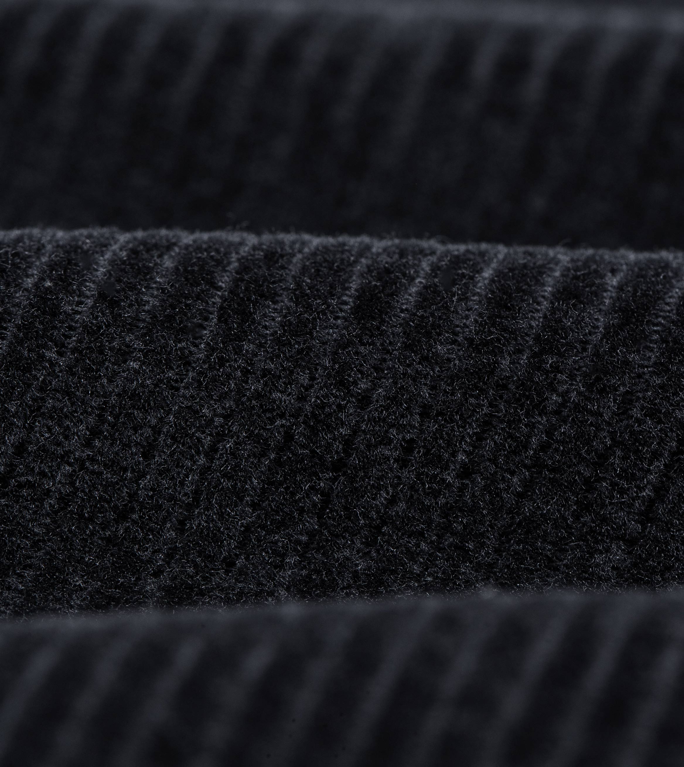 Jumpa Velour Short Black